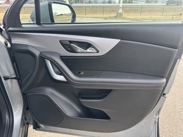 Used 2023 Chevrolet Blazer LT image 35