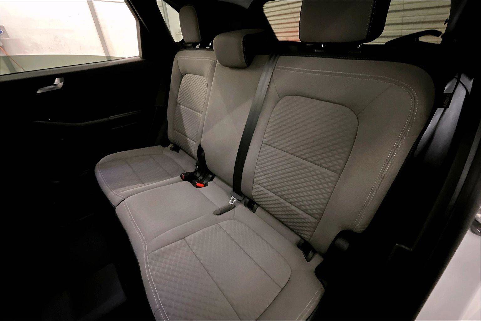 Certified 2021 Ford Escape SE image 25