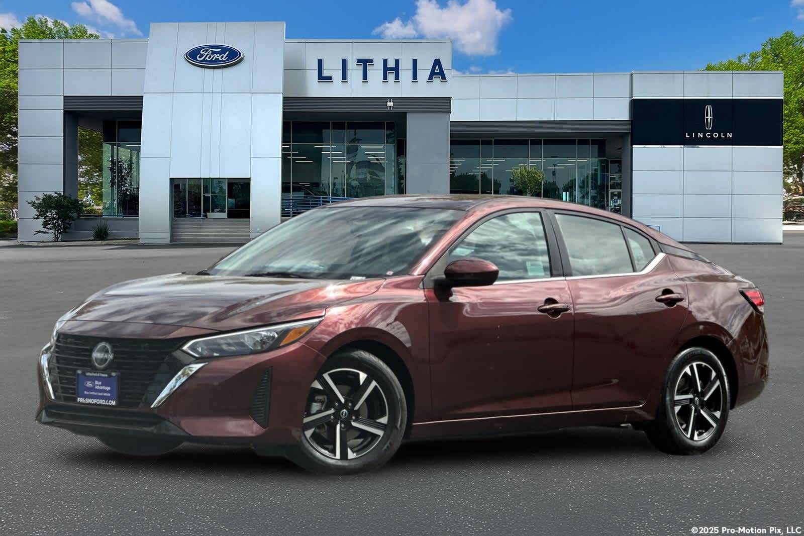 Used 2025 Nissan Sentra SV FWD image 1