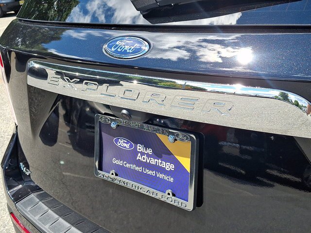 Certified 2024 Ford Explorer XLT w/ Equipment Group 202A AWD/4WD image 16