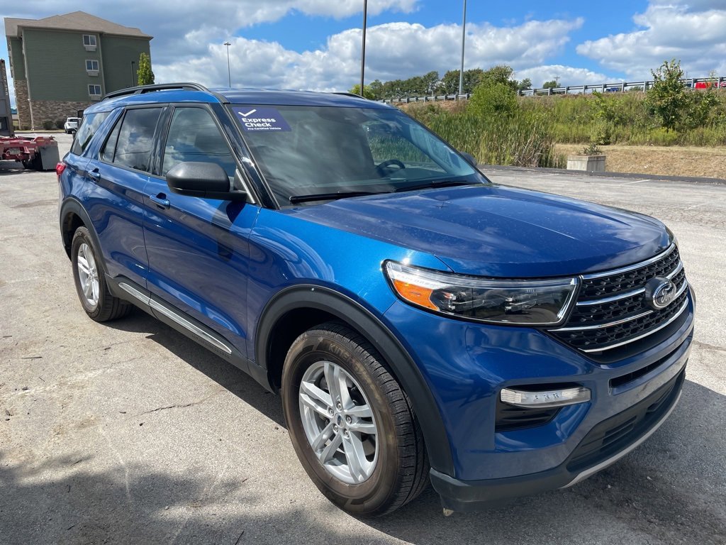 Certified 2023 Ford Explorer XLT w/ Equipment Group 202A image 6