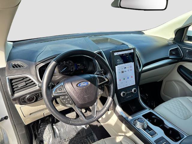 Certified 2023 Ford Edge Titanium w/ Class II Trailer Tow Package image 9