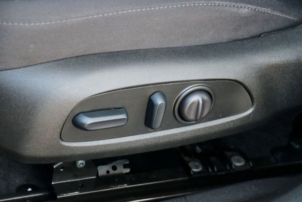 Used 2025 Chevrolet Malibu LT image 19