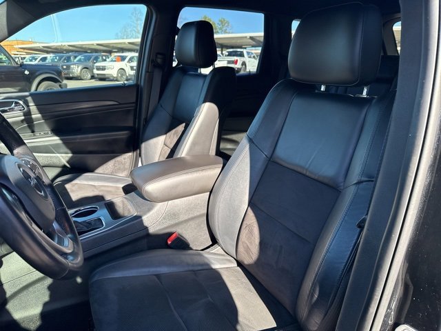 Used 2021 Jeep Grand Cherokee Laredo X image 12