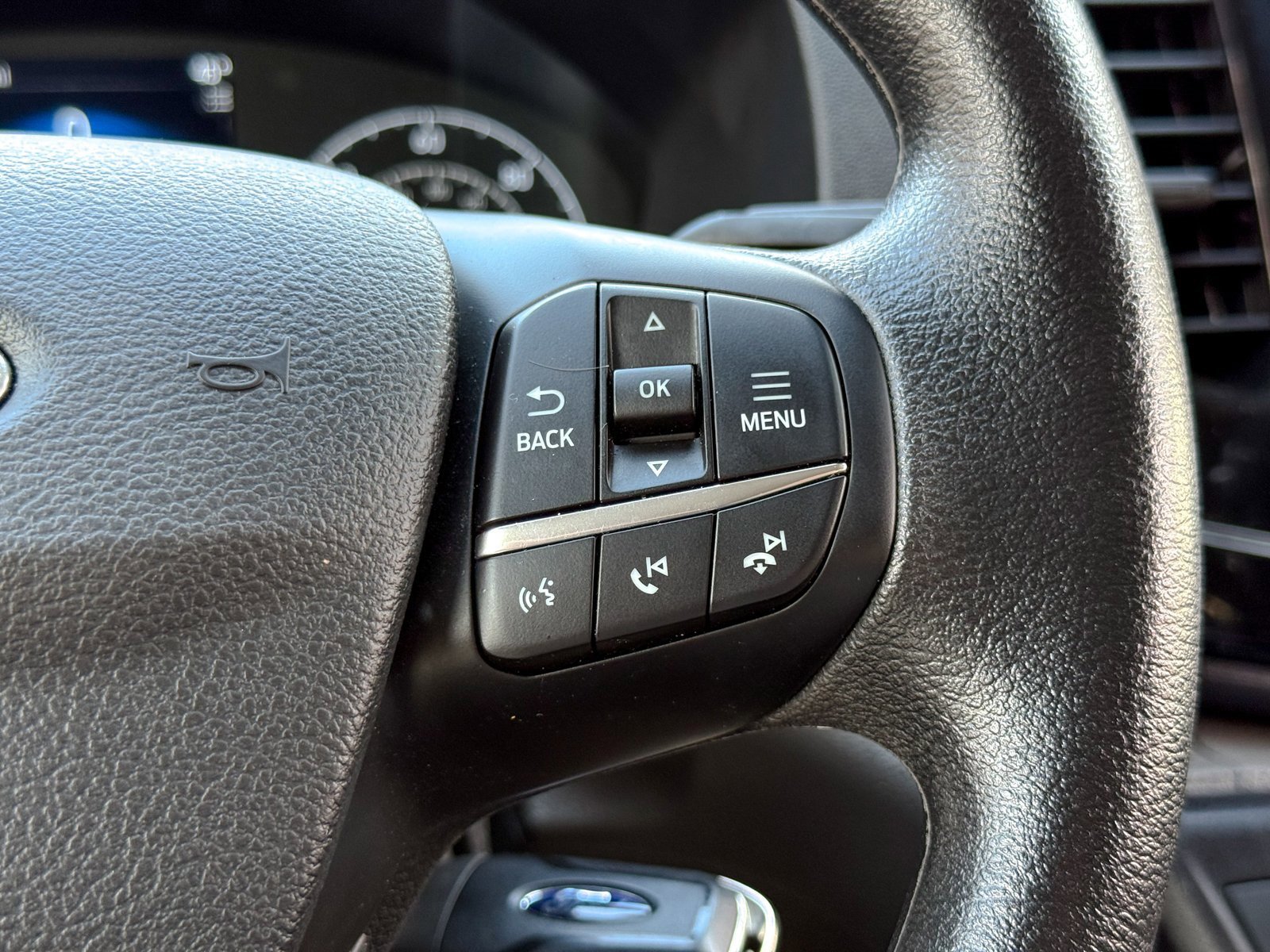 Certified 2025 Ford Transit 350 XLT image 38