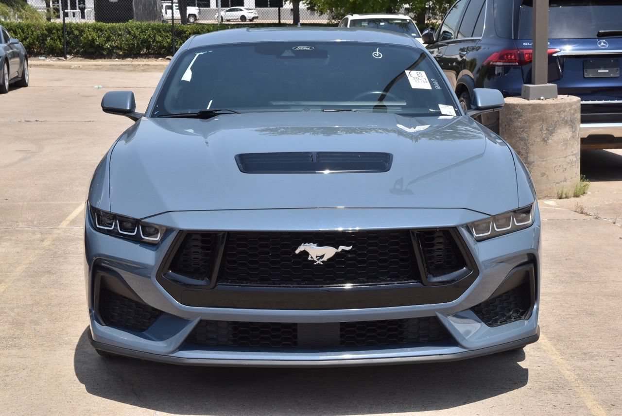 Certified 2024 Ford Mustang GT Premium RWD image 3