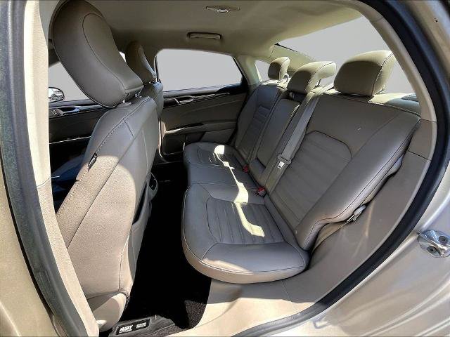 Certified 2017 Ford Fusion SE w/ Fusion SE Technology Package FWD image 22