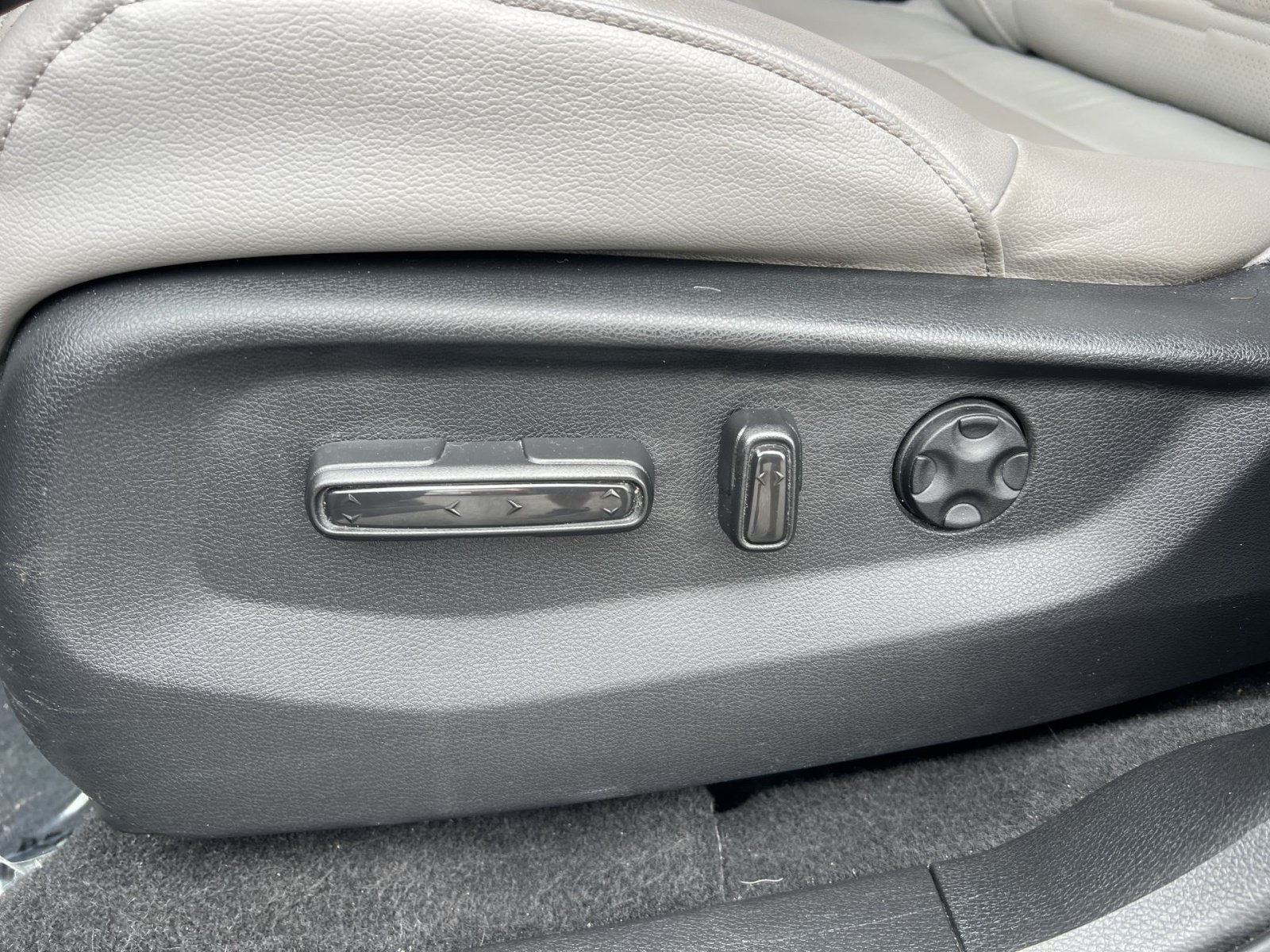 Used 2019 Honda CR-V EX-L image 14