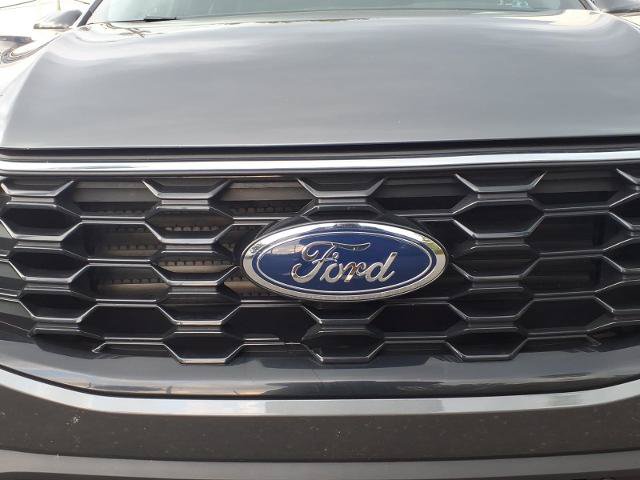 Certified 2025 Ford Escape ST-Line Select AWD/4WD image 11