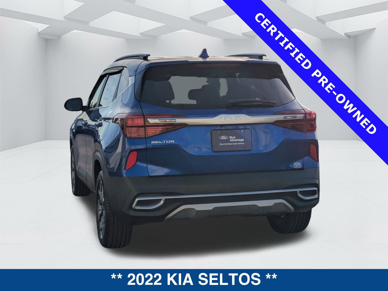 Used 2022 Kia Seltos EX image 6