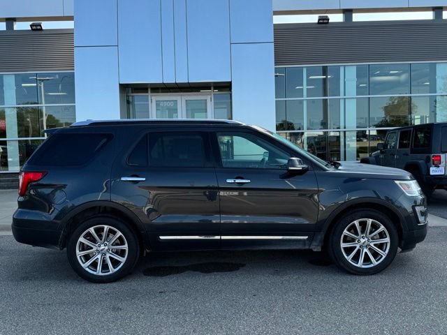 Certified 2017 Ford Explorer Limited AWD/4WD image 37