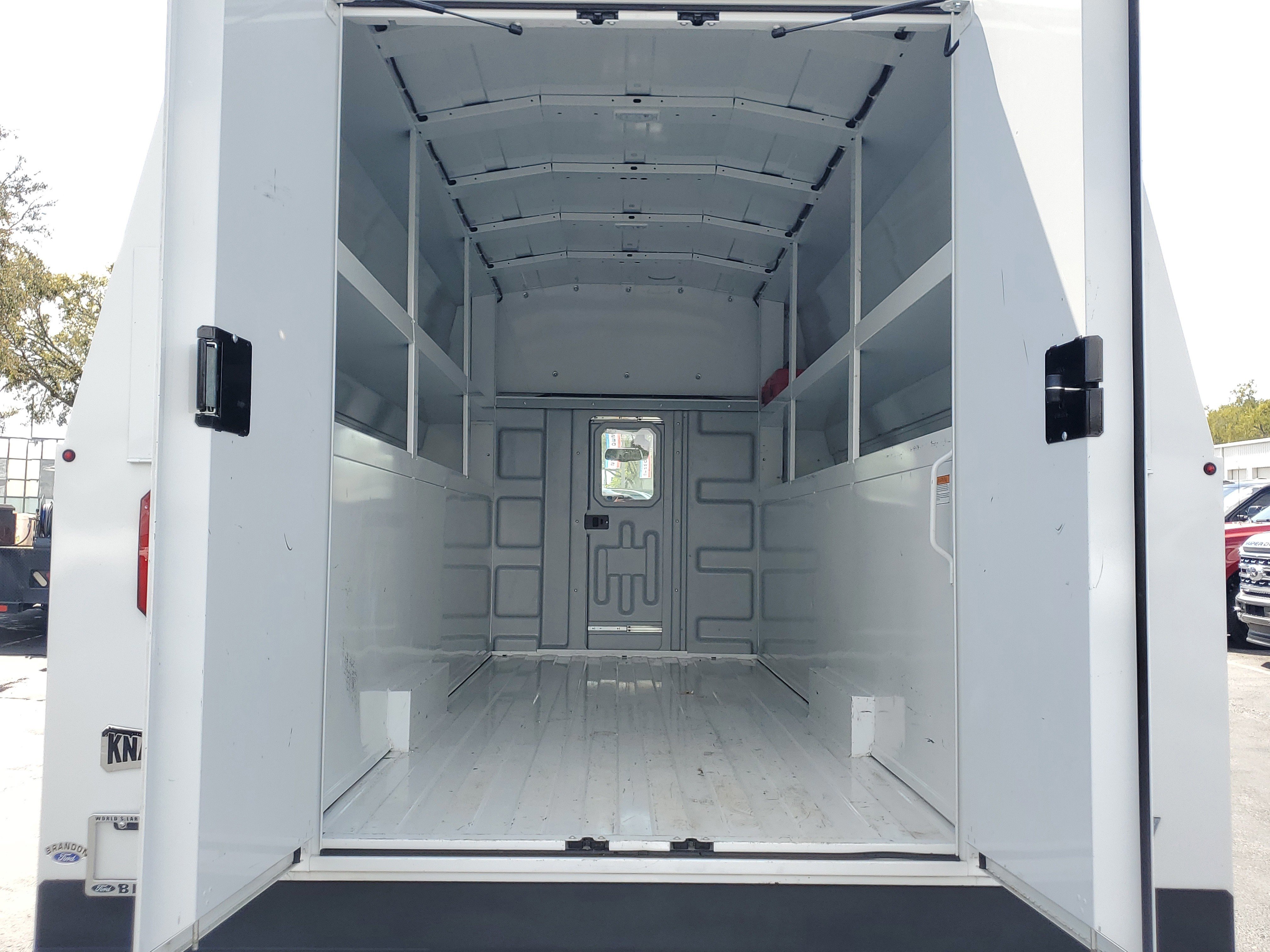 Certified 2024 Ford E-450 and Econoline 450 Super Duty w/ Driver's Safety Package image 11