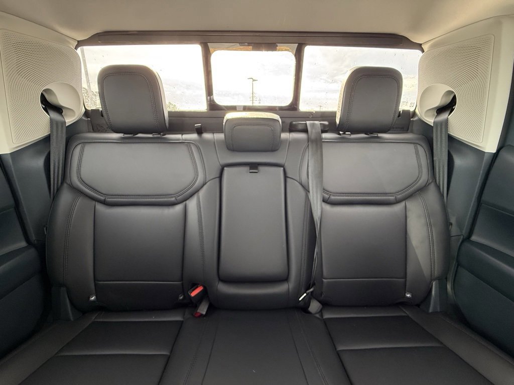 Certified 2025 Ford Maverick Lariat w/ Black Appearance Package image 28