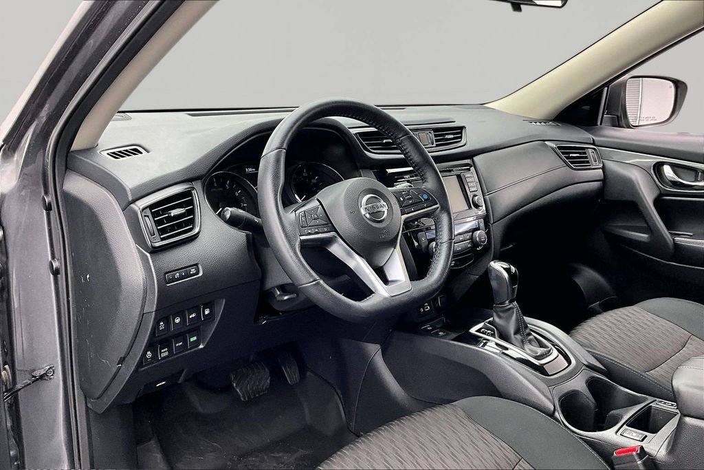 Used 2020 Nissan Rogue SV w/ Premium Package AWD/4WD image 14