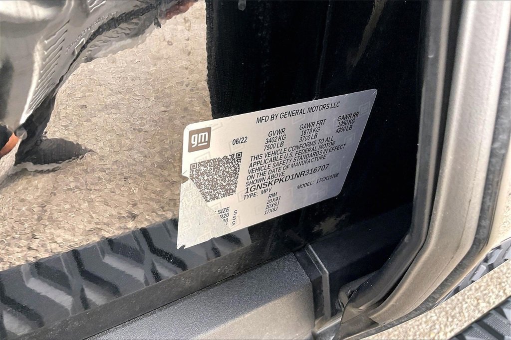 Used 2022 Chevrolet Tahoe Z71 w/ Luxury Package image 16