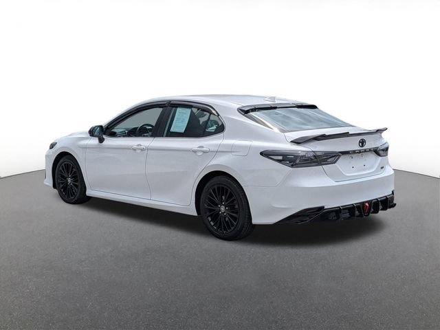 Used 2021 Toyota Camry LE FWD image 4