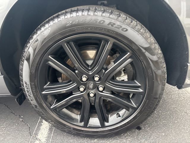 Certified 2024 Ford Edge ST-Line image 10