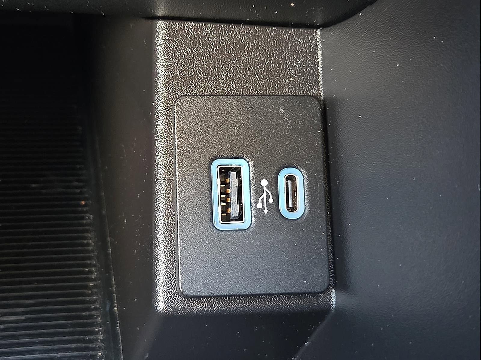 Certified 2023 Ford Edge SE AWD/4WD image 17