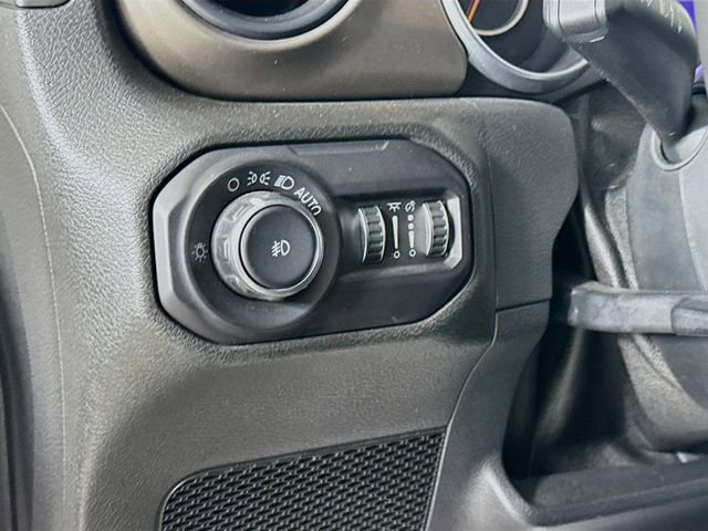 Used 2018 Jeep Wrangler Unlimited Sport S image 10