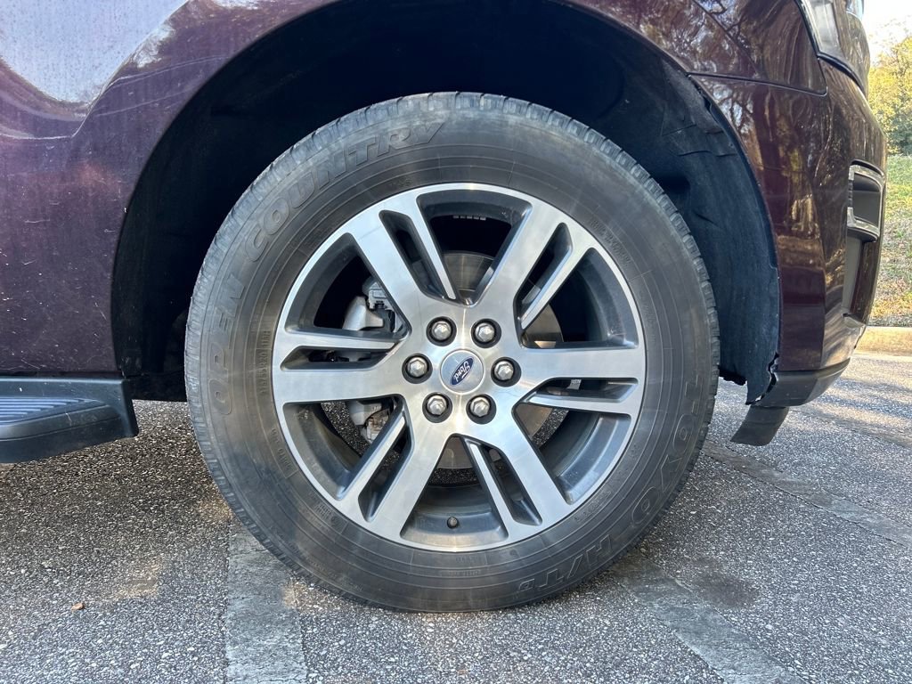 Certified 2024 Ford Expedition Limited image 7