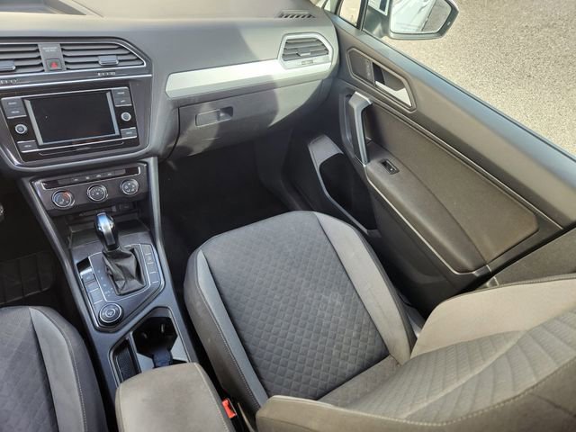 Used 2020 Volkswagen Tiguan S image 15
