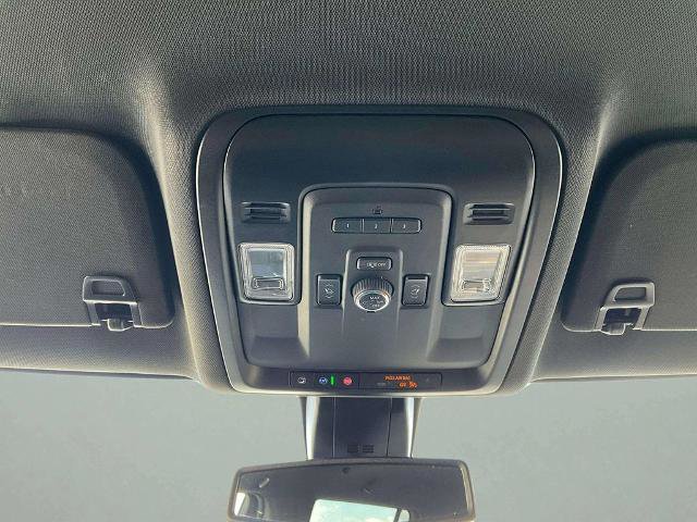 Used 2022 Chevrolet Suburban Z71 w/ Z71 Off-Road Package image 29