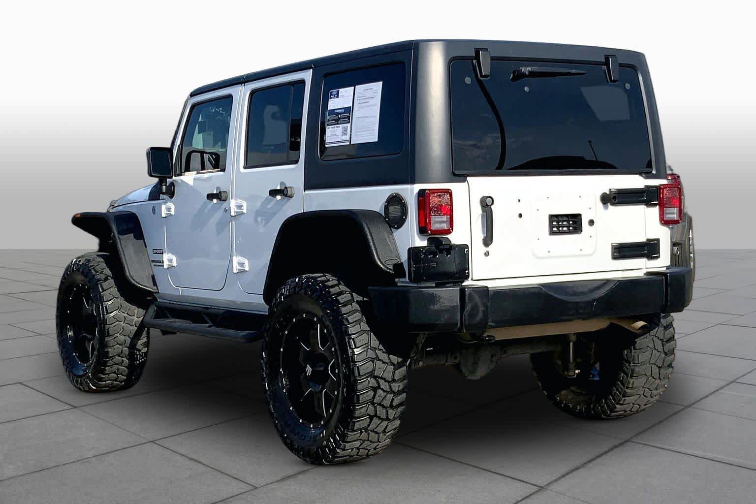 Used 2017 Jeep Wrangler Unlimited Sport w/ Quick Order Package 24S AWD/4WD image 11