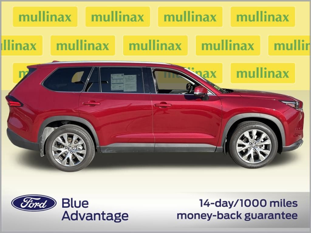 Used 2024 Toyota Grand Highlander Platinum image 2