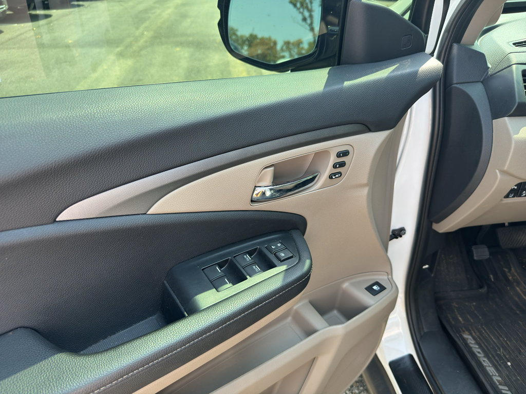 Used 2023 Honda Ridgeline RTL-E image 10