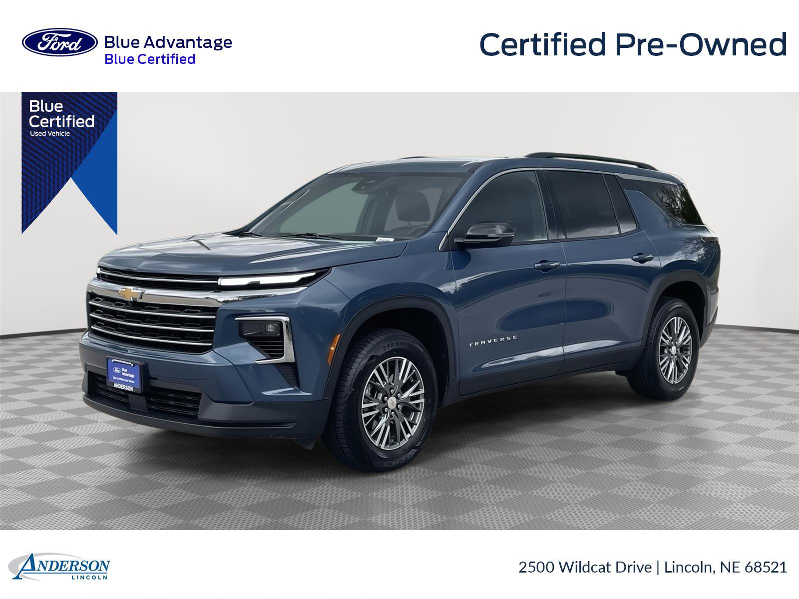 Used 2025 Chevrolet Traverse LT