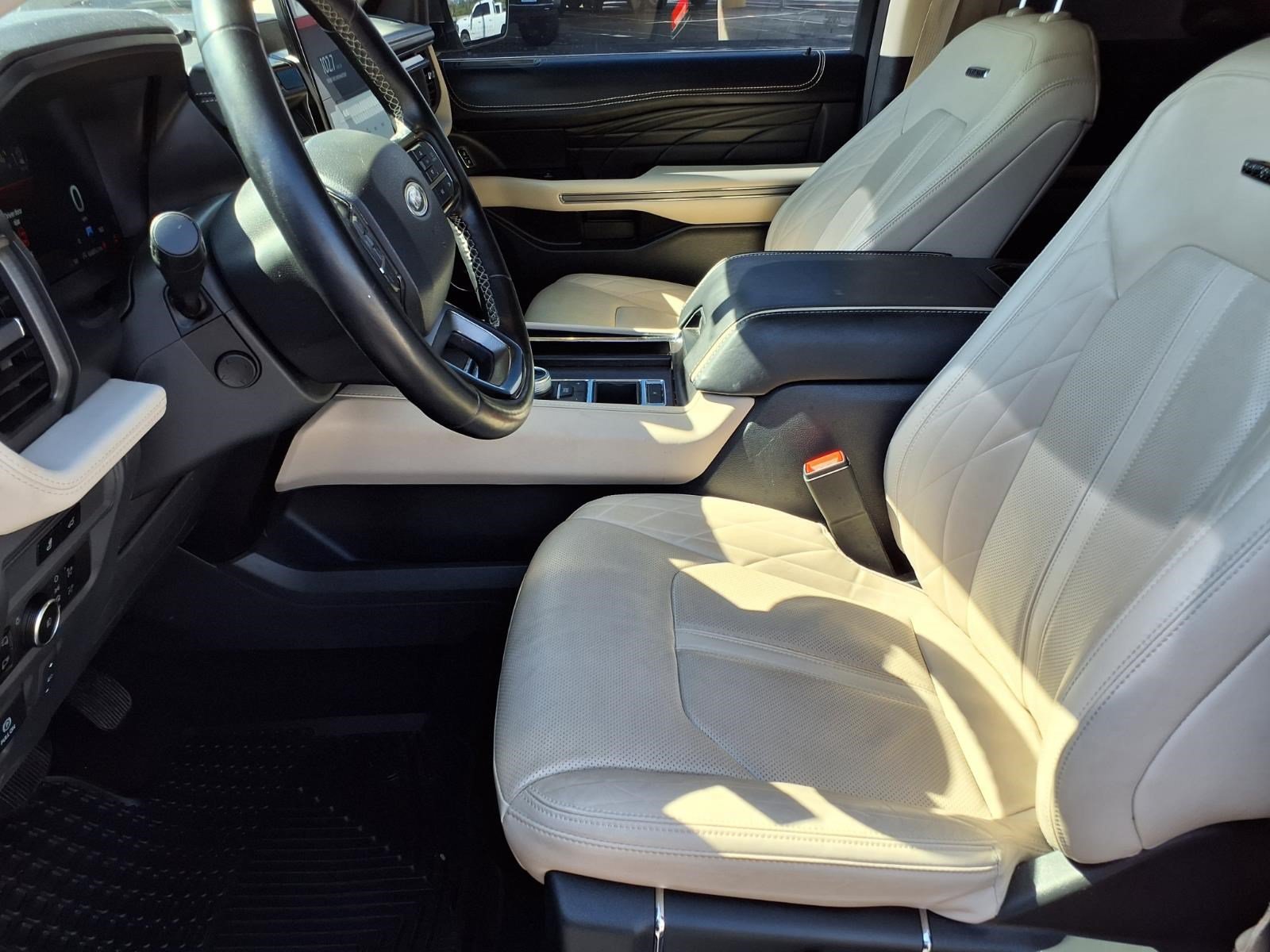Certified 2023 Ford Expedition Platinum RWD image 14