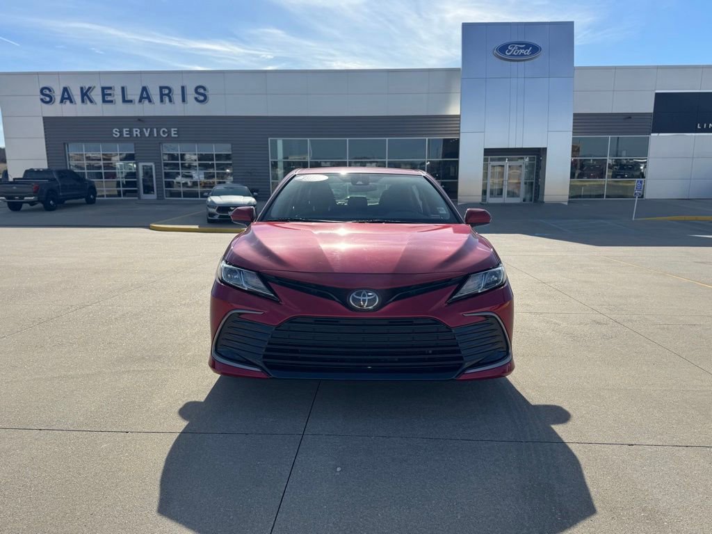 Used 2024 Toyota Camry LE image 5