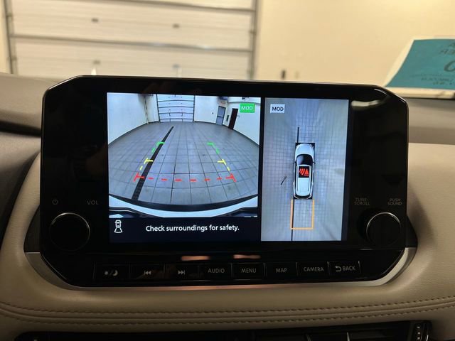 Used 2023 Nissan Rogue SL w/ SL Premium Package image 15