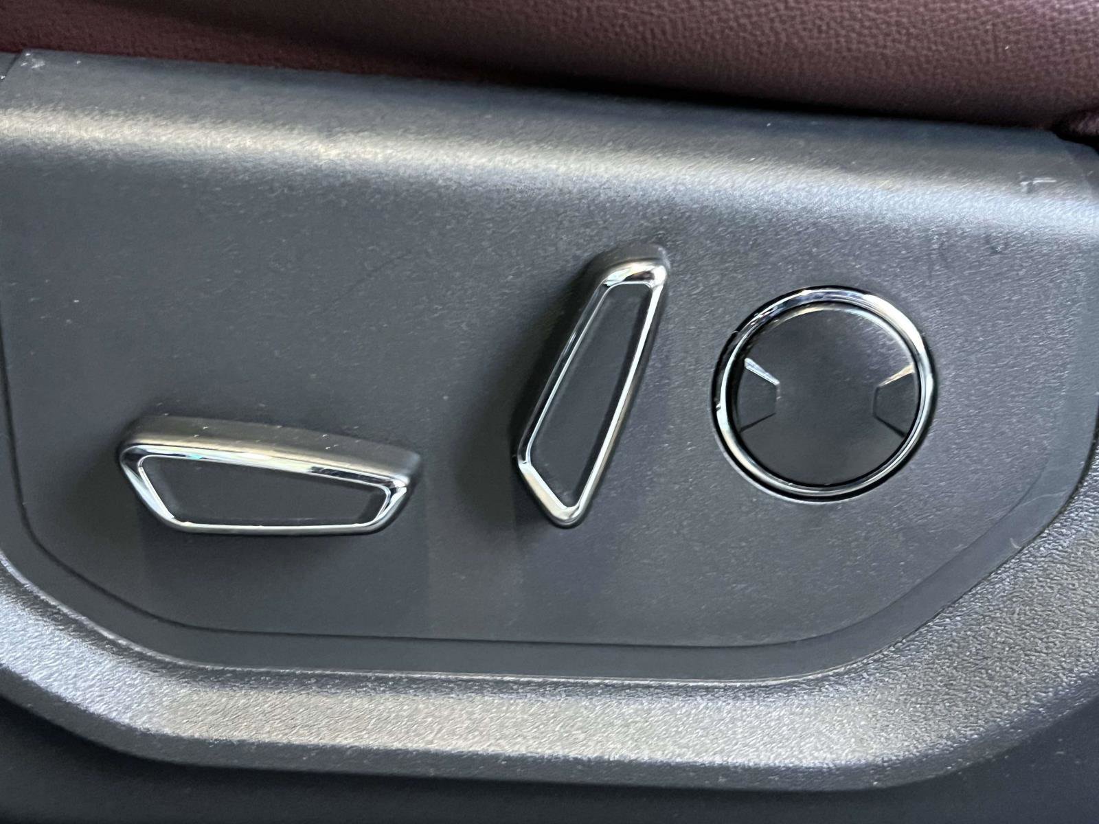 Certified 2024 Ford Expedition Max Limited image 32