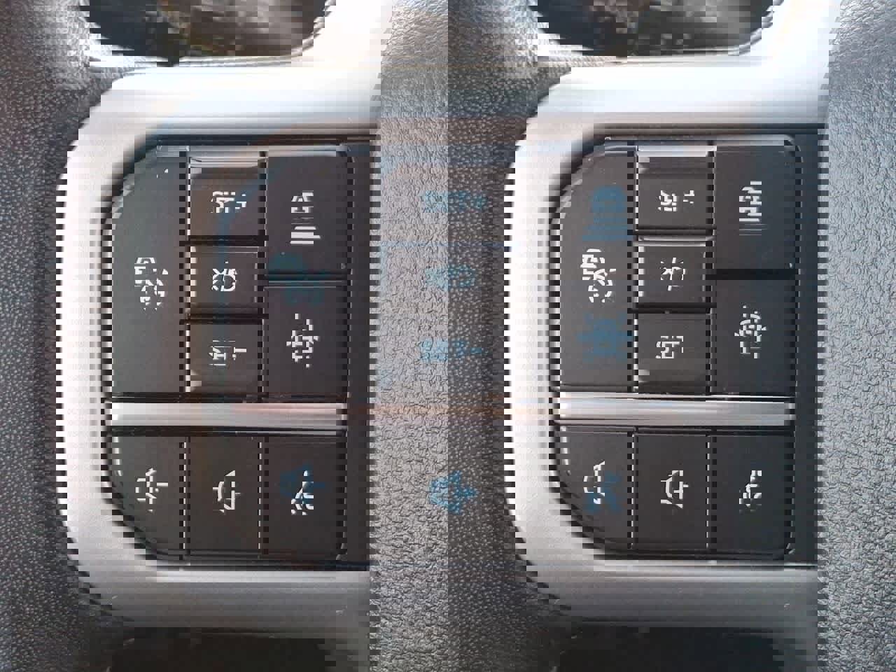 Certified 2023 Ford Expedition Limited image 23