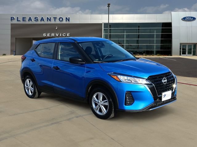 Used 2024 Nissan Kicks S image 7