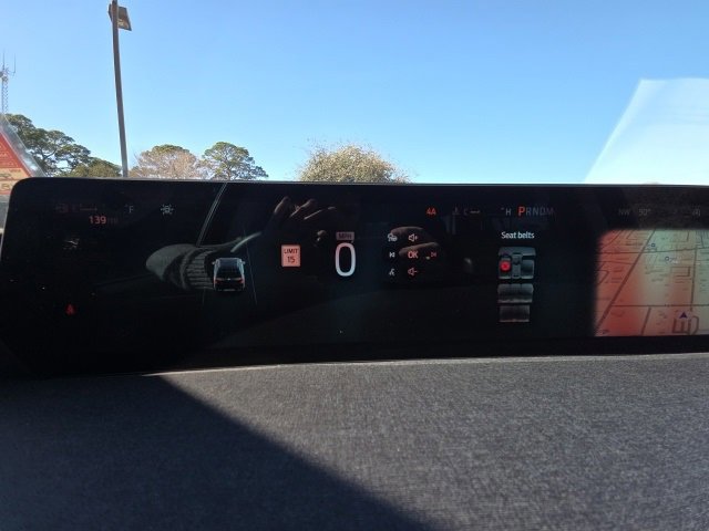 Certified 2025 Ford Expedition Active image 18