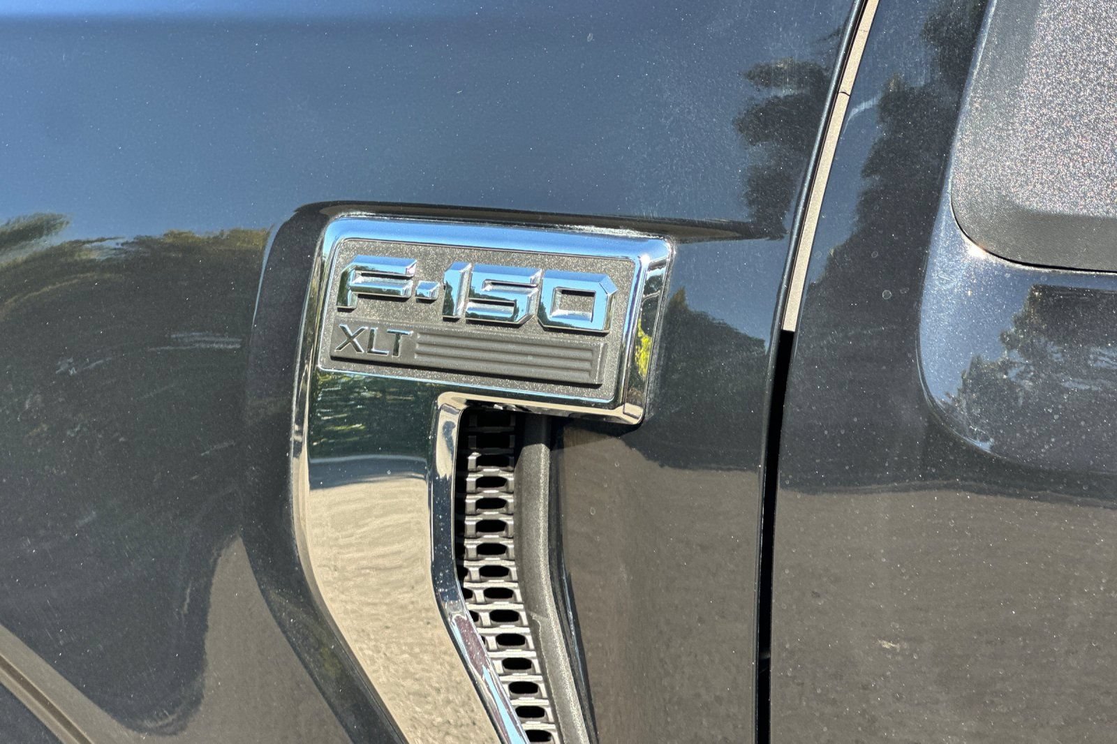 Certified 2024 Ford F150 XLT w/ Equipment Group 302A MID AWD/4WD image 51