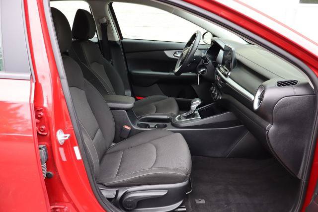 Used 2024 Kia Forte LXS FWD image 29