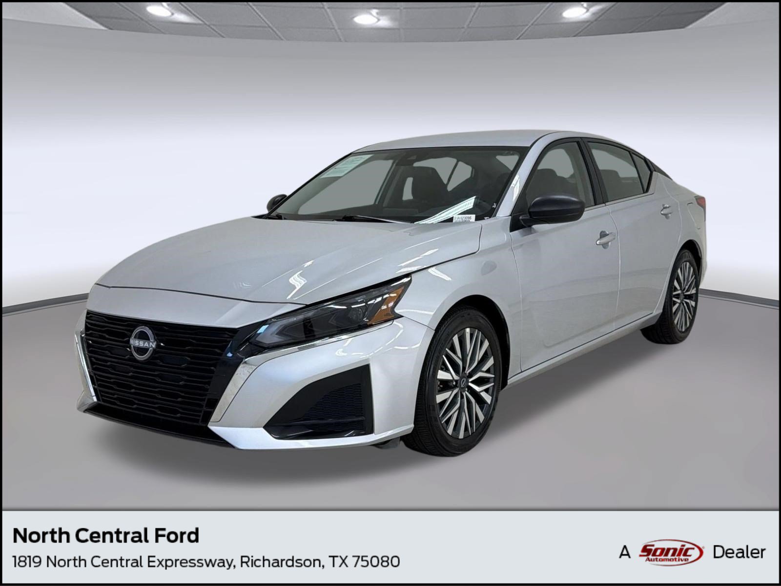 Used 2025 Nissan Altima 2.5 SV