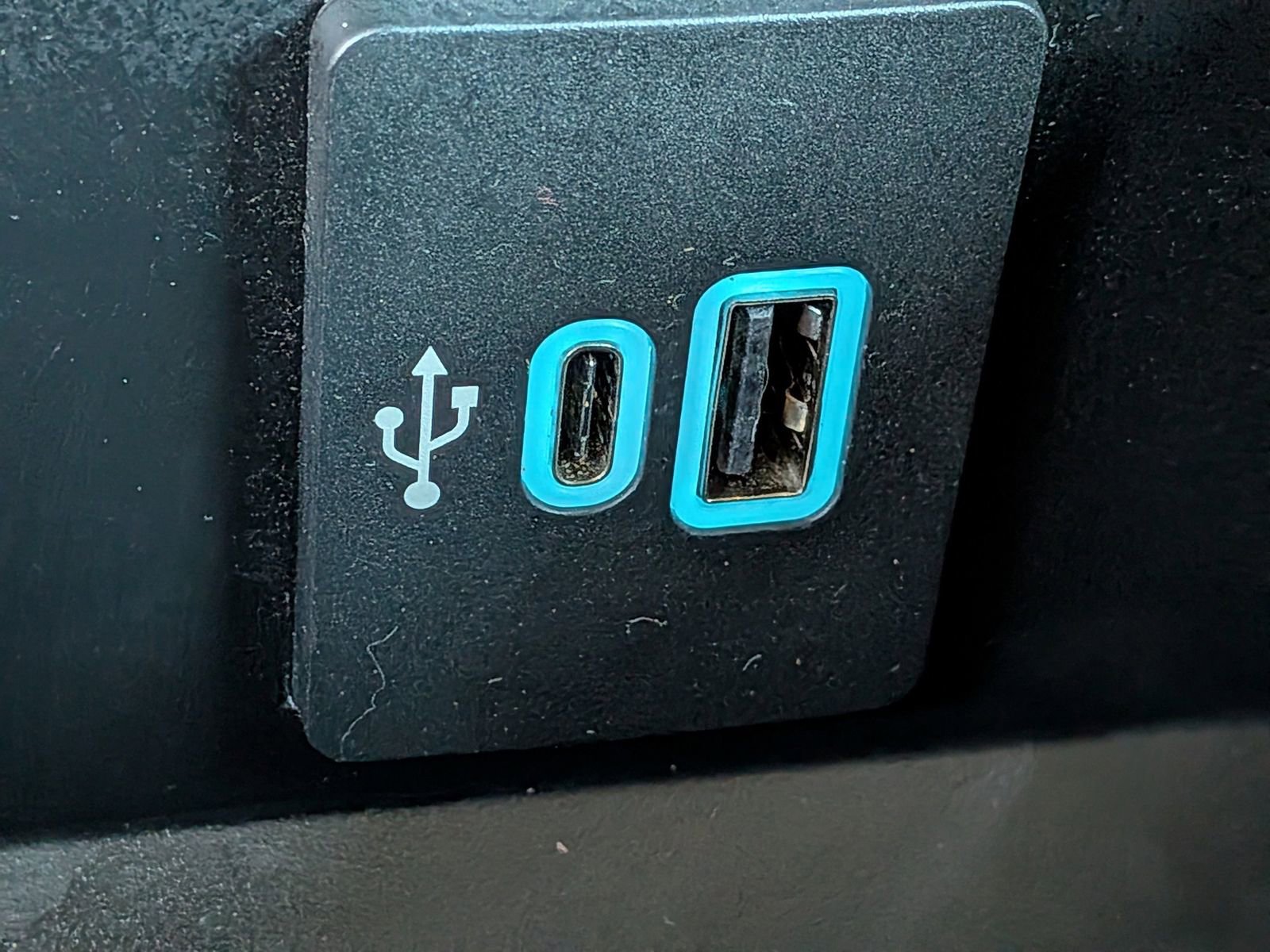 Certified 2023 Ford F350 King Ranch w/ FX4 Off-Road Package image 25