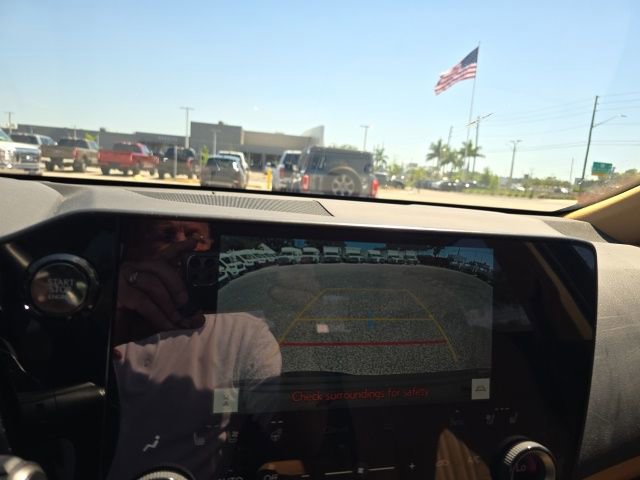 Used 2025 Lexus NX 250 FWD w/ Accessory Package (2T) image 18