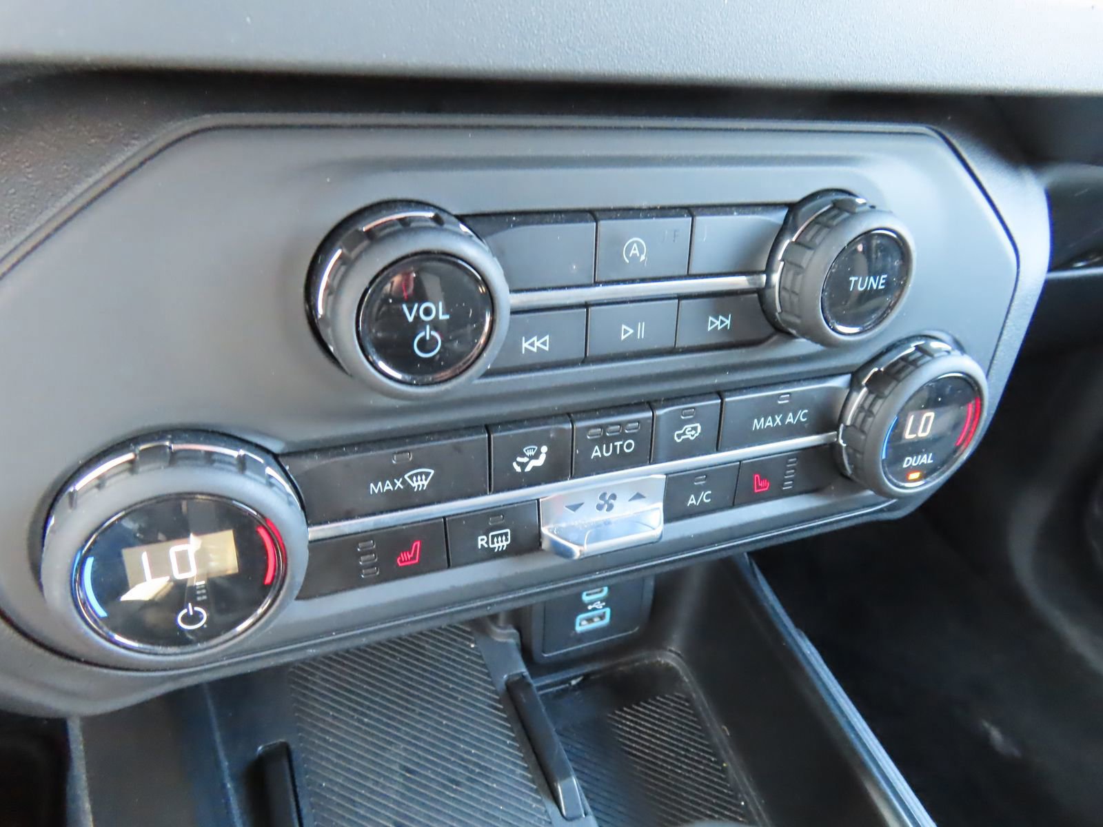 Certified 2025 Ford Bronco Big Bend AWD/4WD image 25