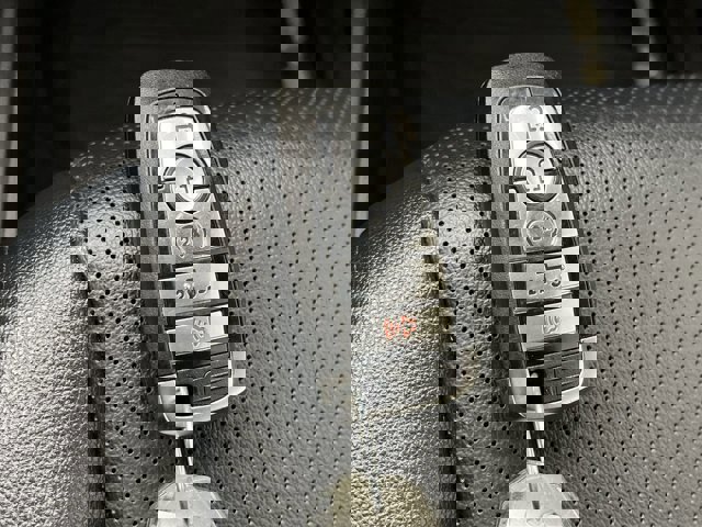 Certified 2023 Ford F150 Lariat w/ Equipment Group 502A High image 33