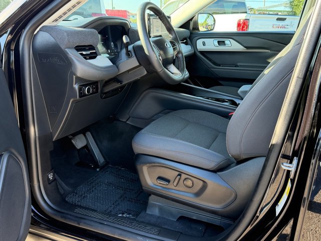 Certified 2026 Ford Explorer Active RWD image 15