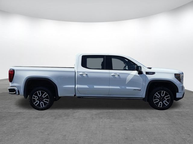 Used 2023 GMC Sierra 1500 AT4 w/ AT4 Premium Package AWD/4WD image 3