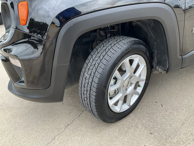 Used 2022 Jeep Renegade Sport w/ Sport Appearance Group AWD/4WD image 19