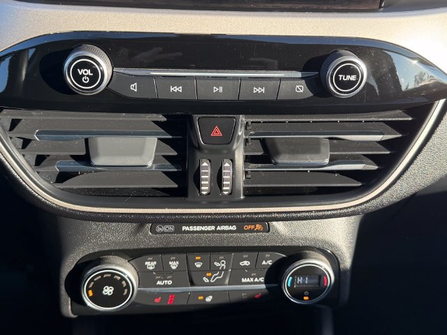 Certified 2021 Ford Escape SE w/ Cold Weather Package AWD/4WD image 10