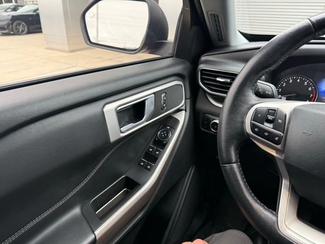 Certified 2023 Ford Explorer XLT w/ Equipment Group 202A image 18