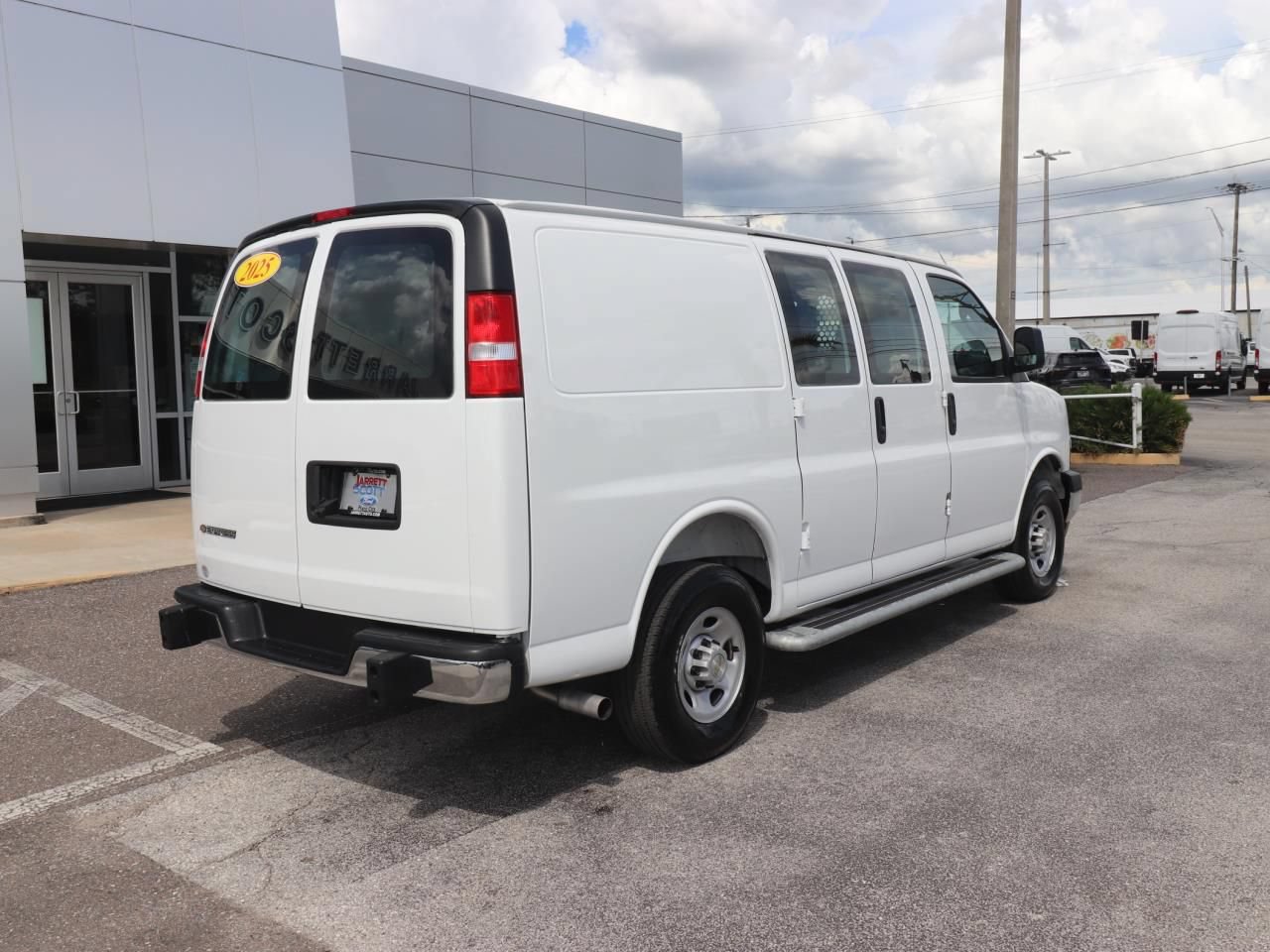 Used 2025 Chevrolet Express 2500 w/ Driver Convenience Package RWD image 15